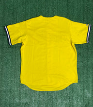 Load image into Gallery viewer, Vintage Atlanta Braves Yellow Mesh Jersey by Majestic(Large)