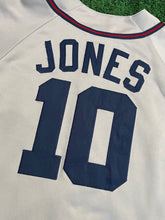 Load image into Gallery viewer, Vintage “Atlanta” script Braves baseball Jersey(Chipper Jones)
