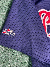 Load image into Gallery viewer, Vintage Braves Mesh Jersey (Late 90s)
Size: XL
